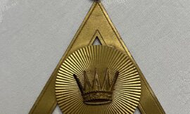 Chapter Principle collar jewel