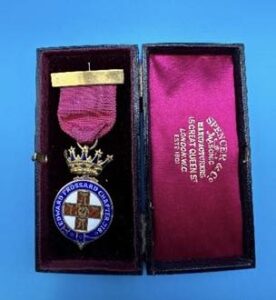 Past Sovereigns Jewel from Edward Frossard Chapter No.718